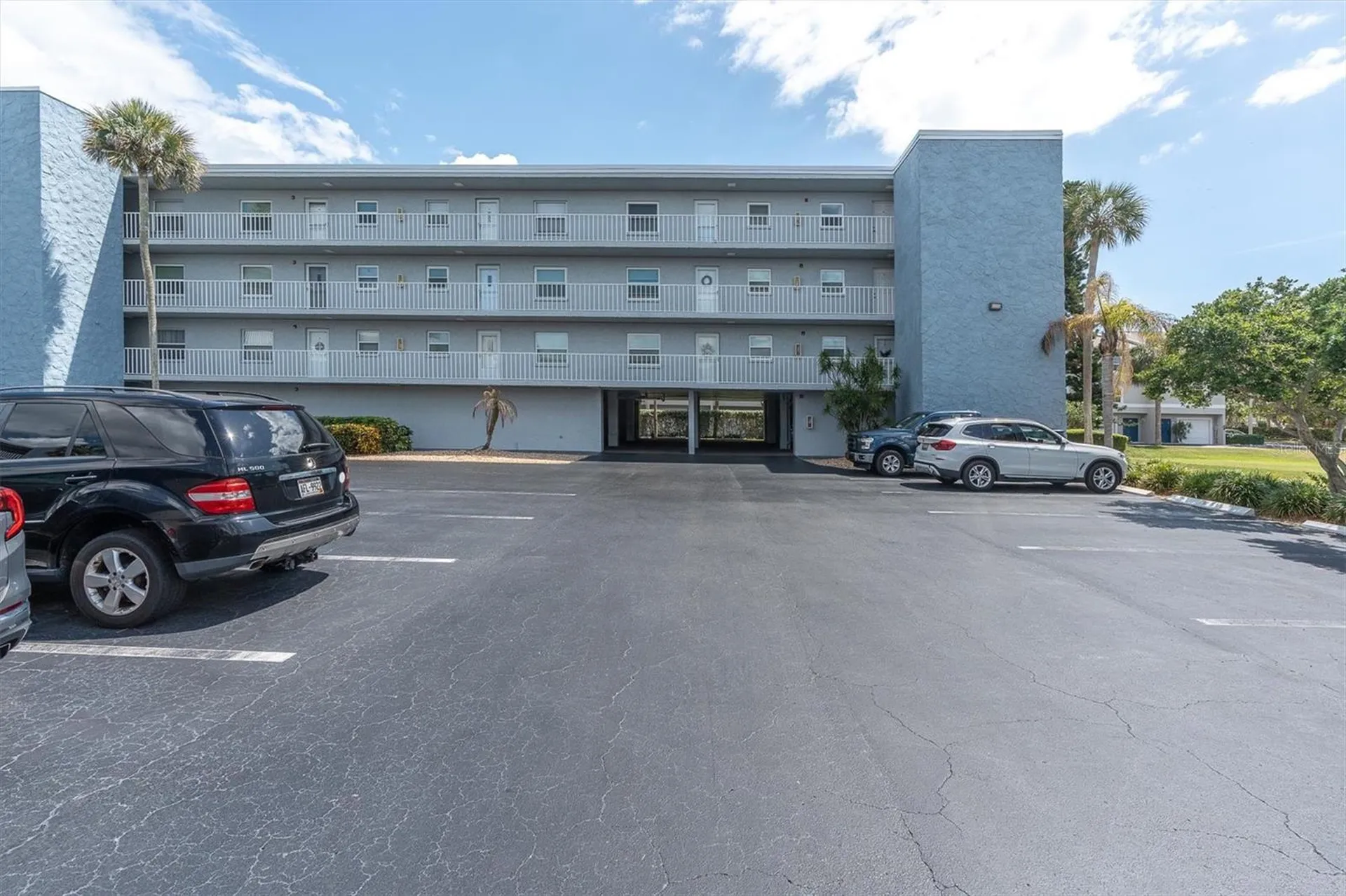 719 Pinellas Bayway S St Petersburg FL 33715