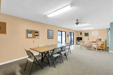 719 Pinellas Bayway S St Petersburg FL 33715
