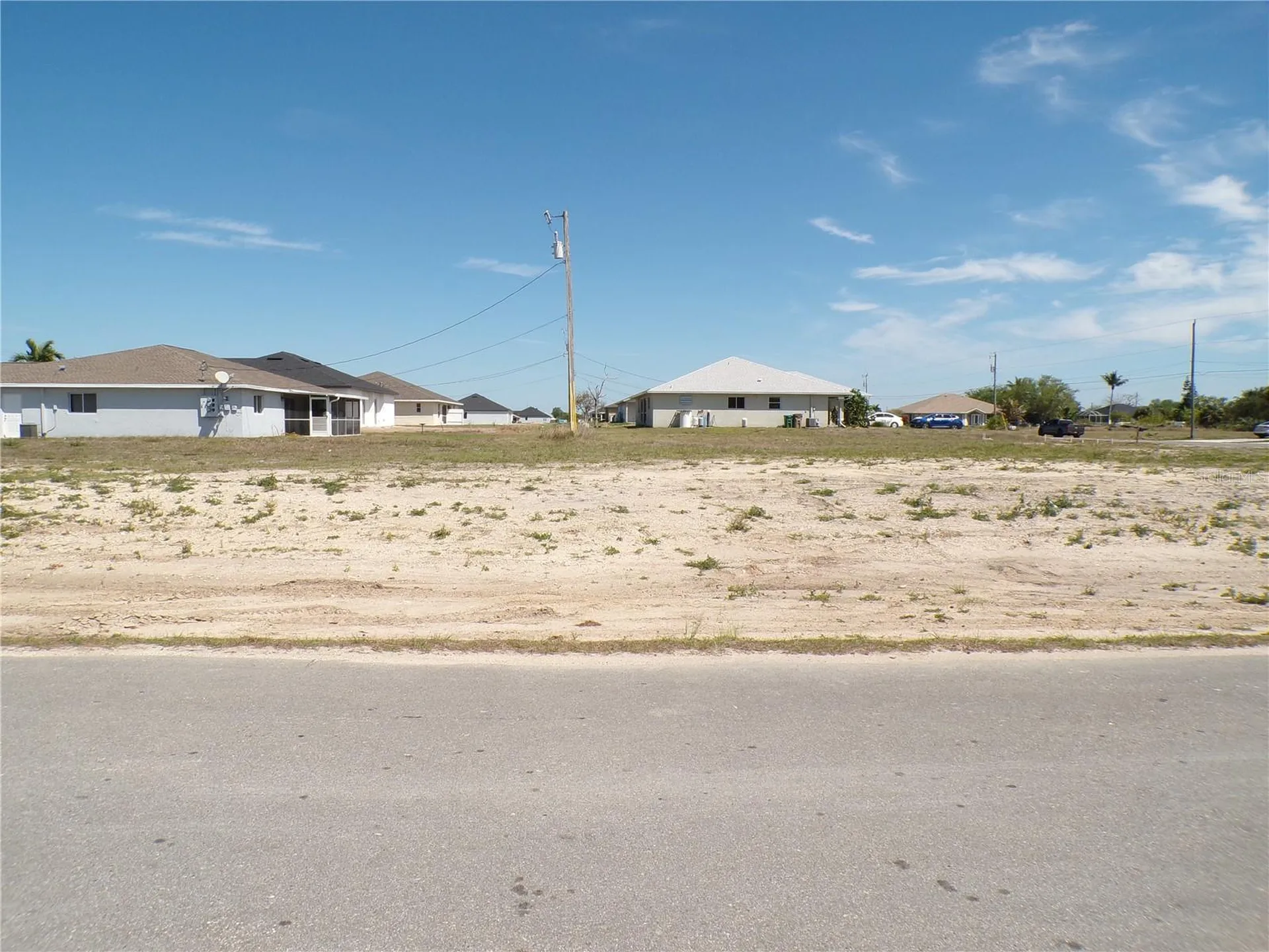 821 NE 15th Lane Cape Coral FL 33909