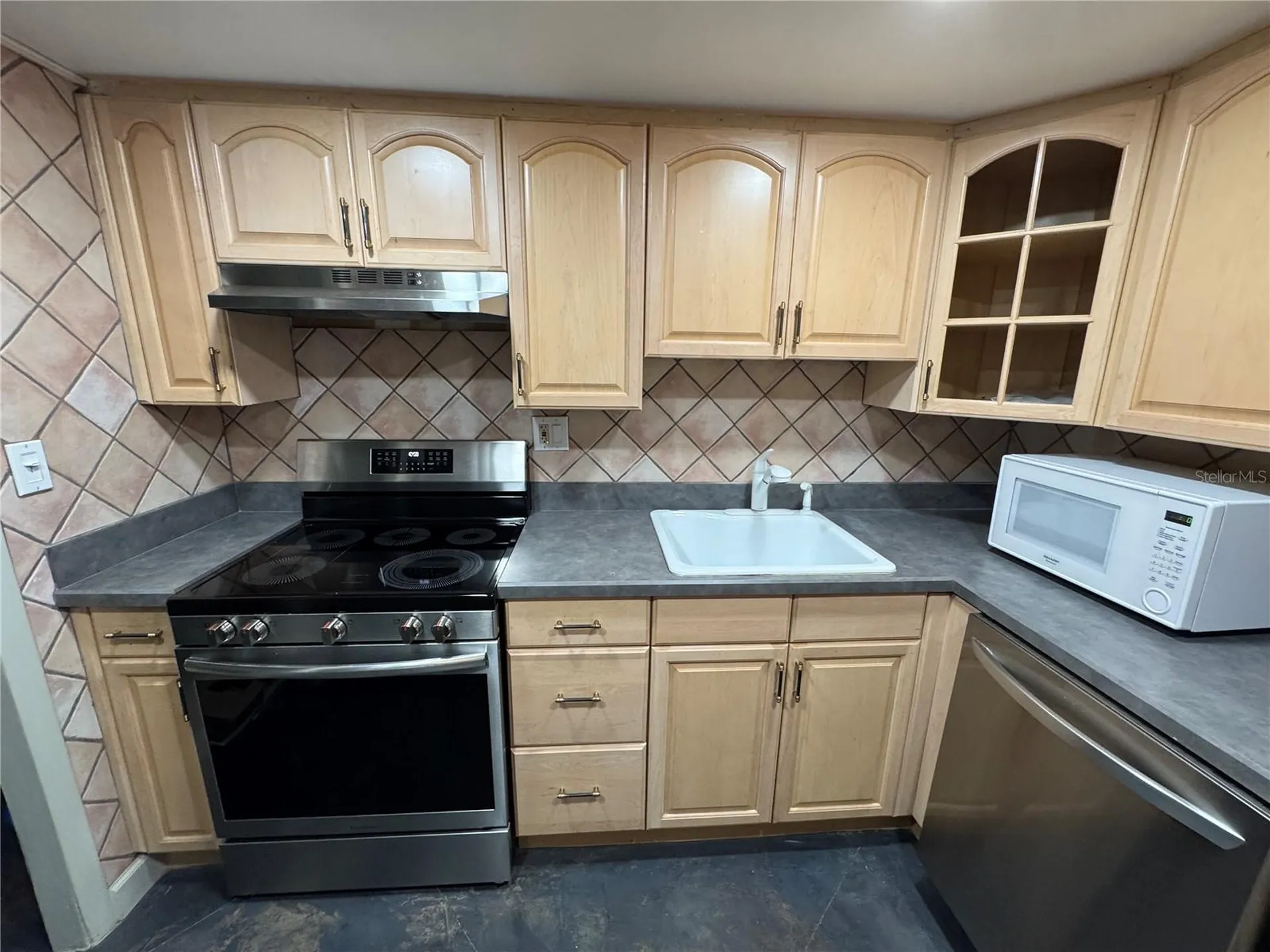 400 E Colonial Drive Orlando FL 32803