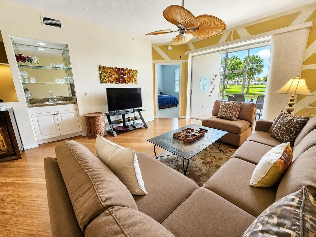 5330 Hyland Hills Avenue Sarasota FL 34241