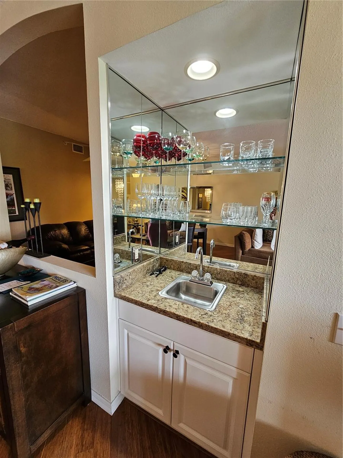 5330 Hyland Hills Avenue Sarasota FL 34241