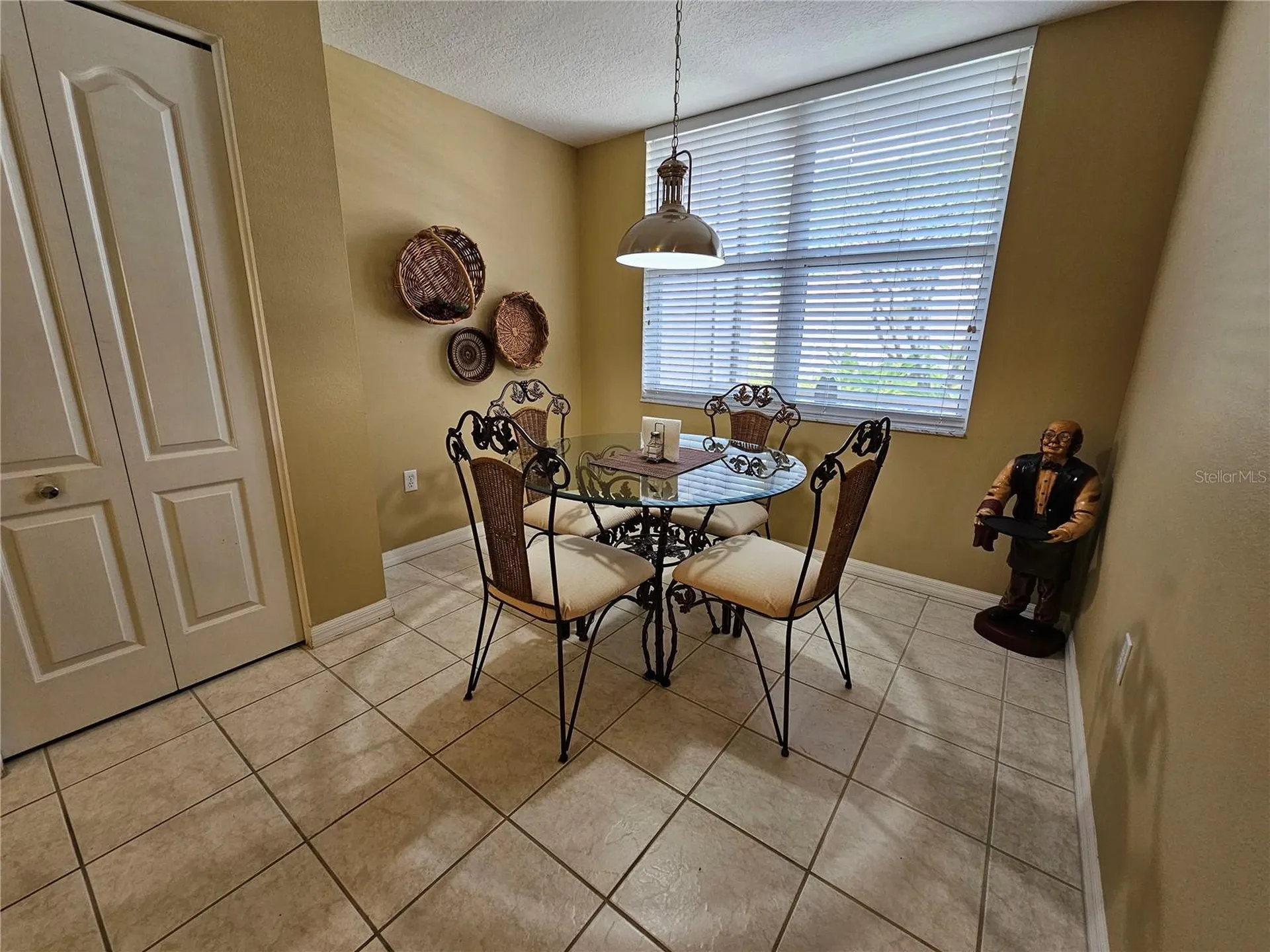 5330 Hyland Hills Avenue Sarasota FL 34241