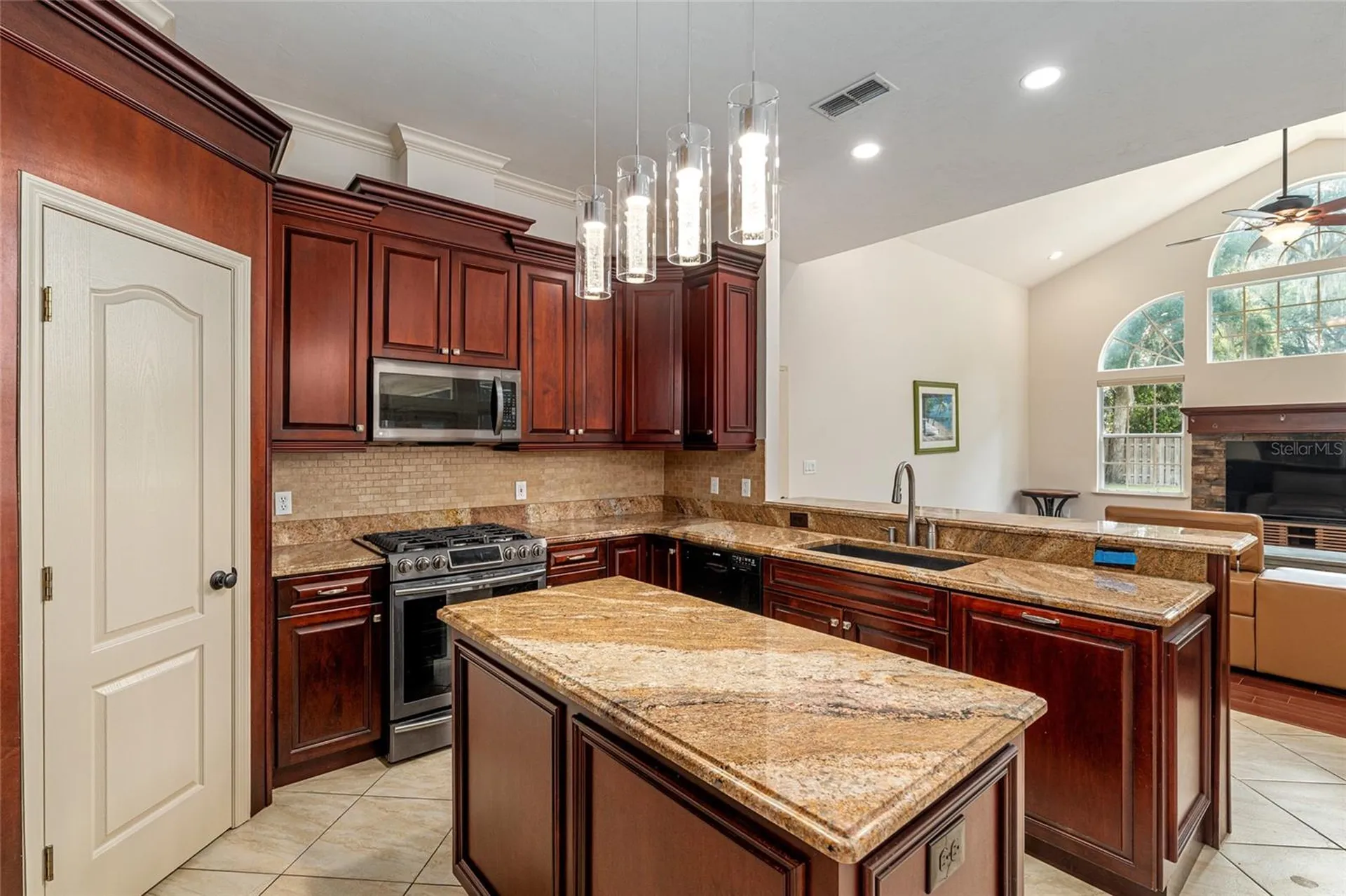 7513 NW 50th Street Gainesville FL 32653
