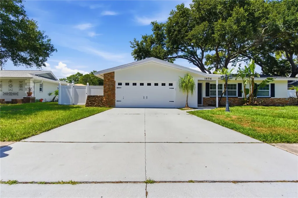 1656 Webb Drive Clearwater FL 33755