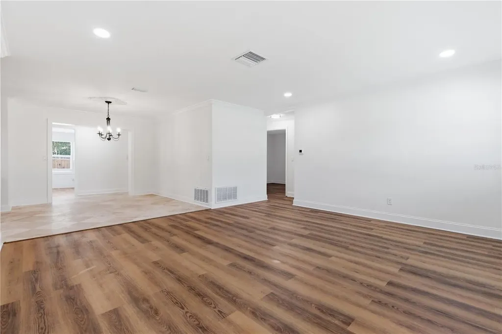 1656 Webb Drive Clearwater FL 33755