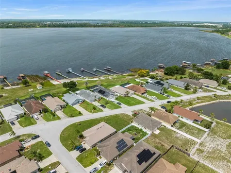 4111 Island Lakes Drive Winter Haven FL 33881