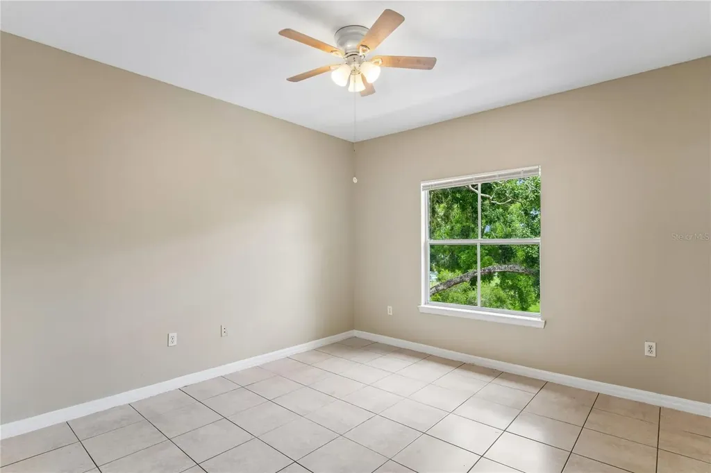 5618 Pinnacle Heights Circle Tampa FL 33624