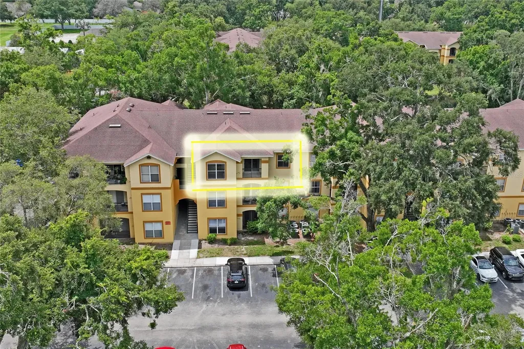 5618 Pinnacle Heights Circle Tampa FL 33624
