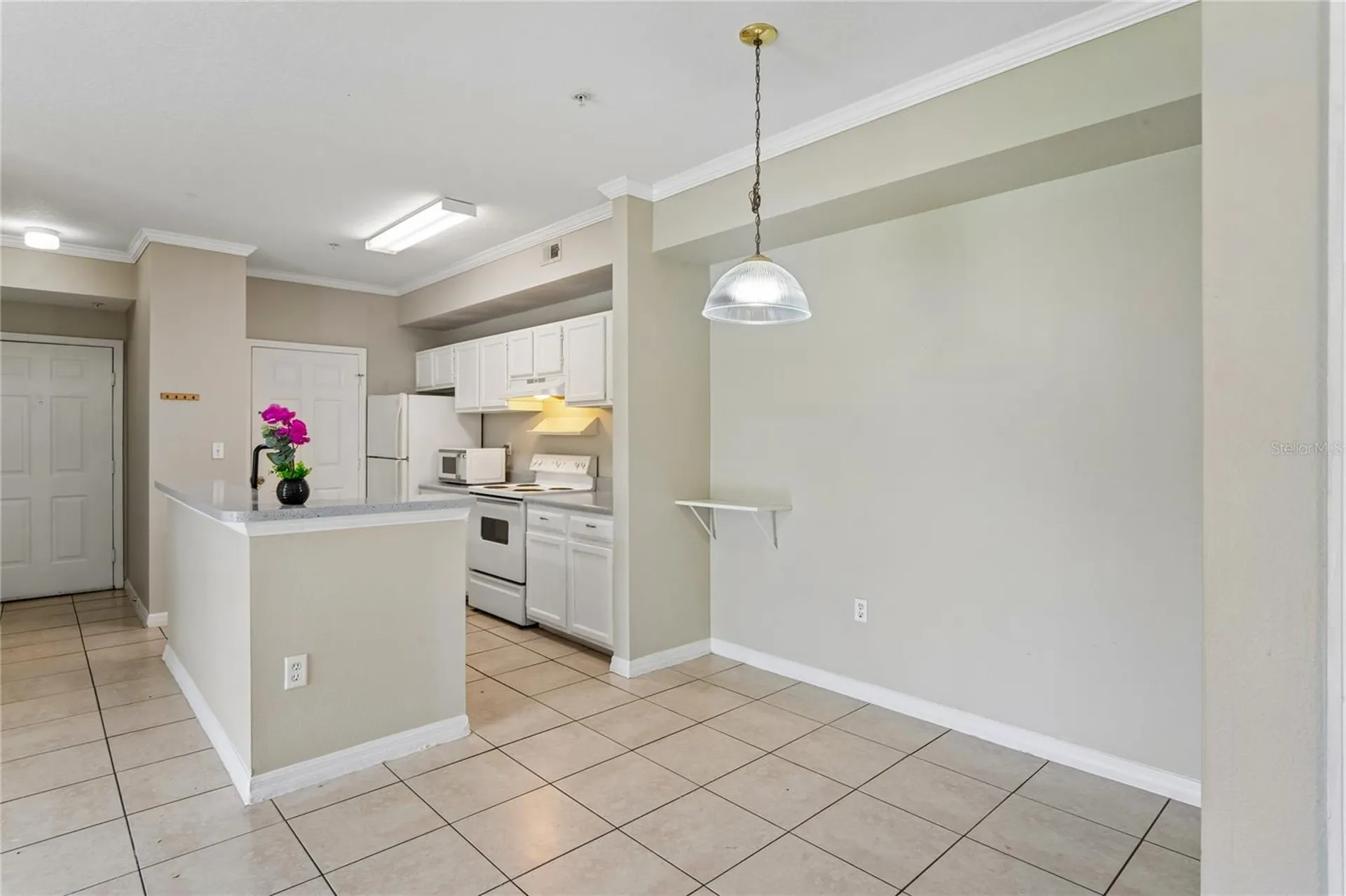 5618 Pinnacle Heights Circle Tampa FL 33624