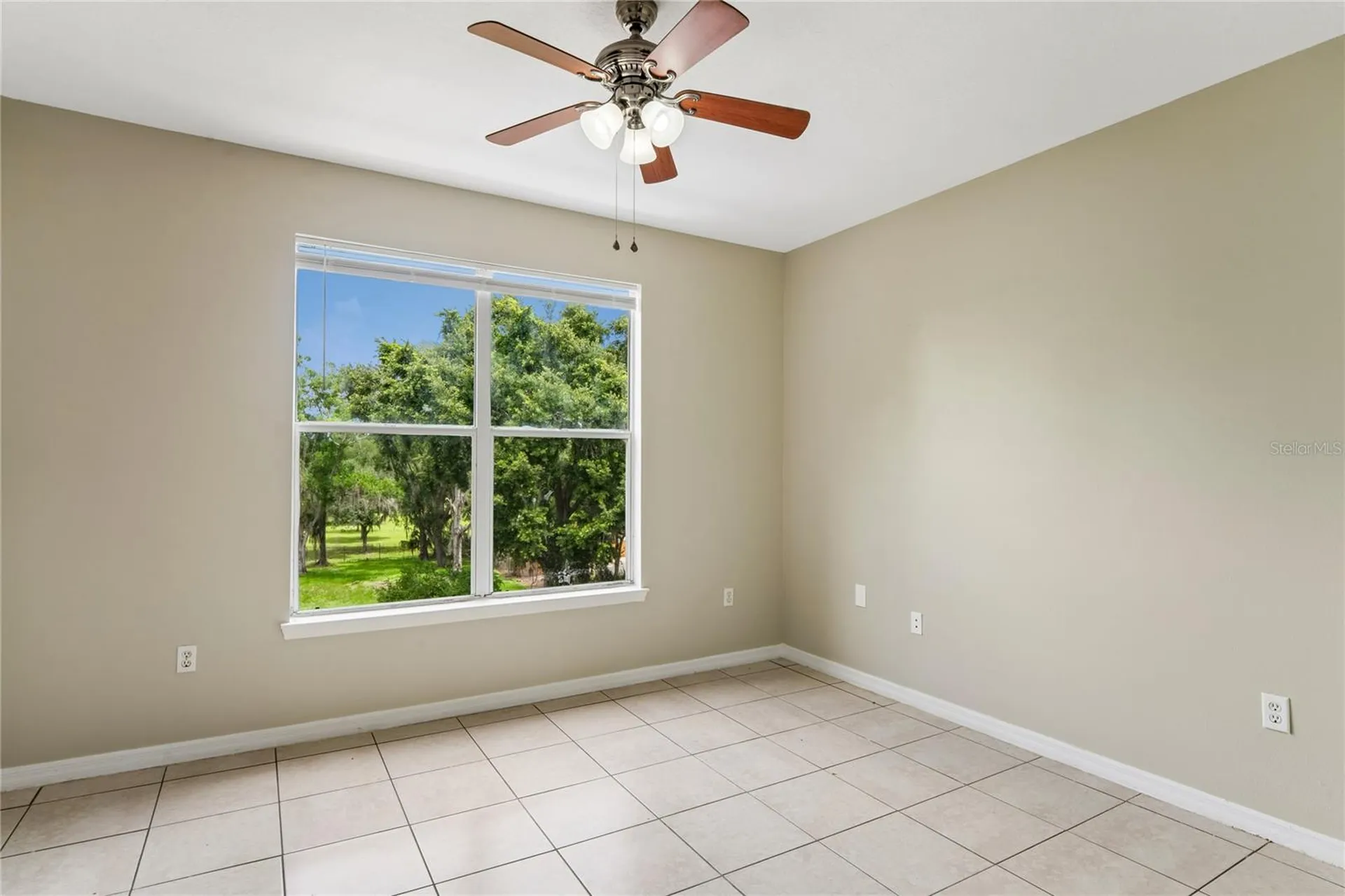 5618 Pinnacle Heights Circle Tampa FL 33624