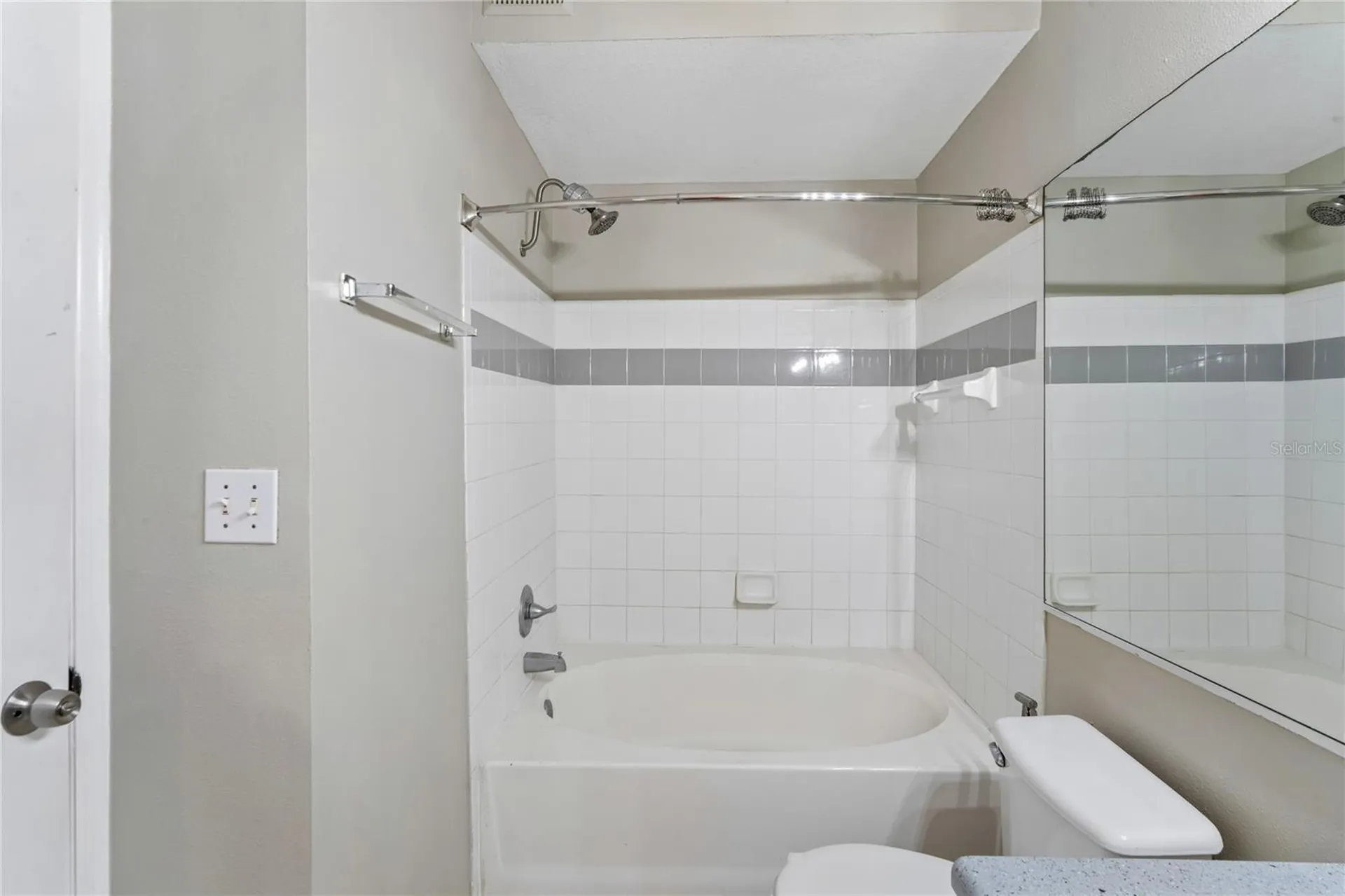 5618 Pinnacle Heights Circle Tampa FL 33624