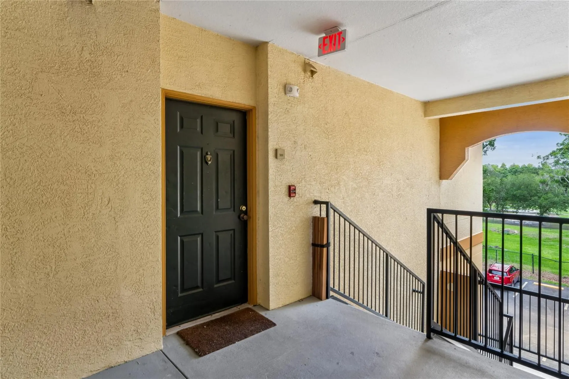 5618 Pinnacle Heights Circle Tampa FL 33624