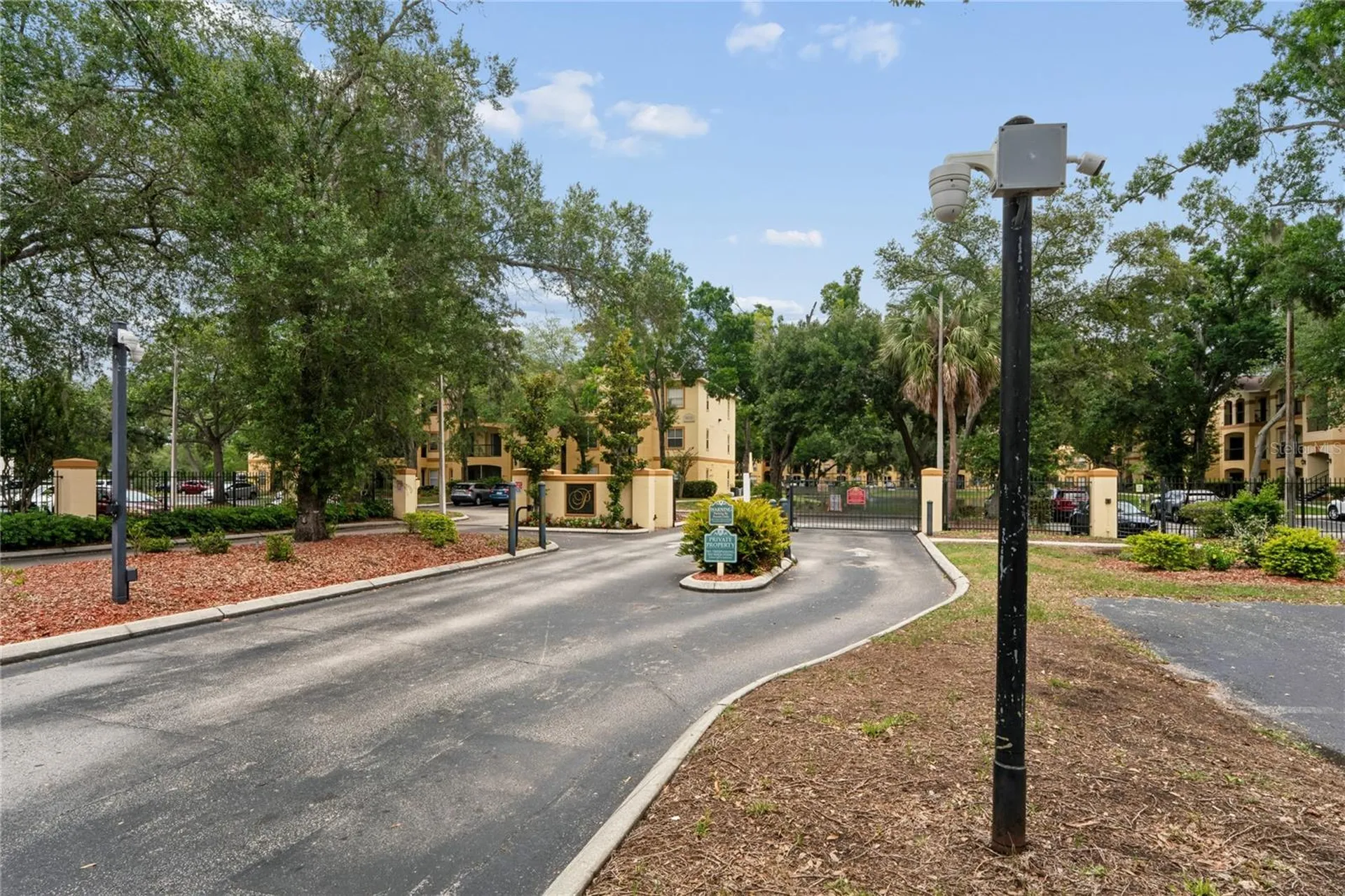 5618 Pinnacle Heights Circle Tampa FL 33624
