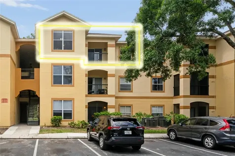 5618 Pinnacle Heights Circle Tampa FL 33624