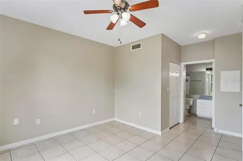 5618 Pinnacle Heights Circle Tampa FL 33624