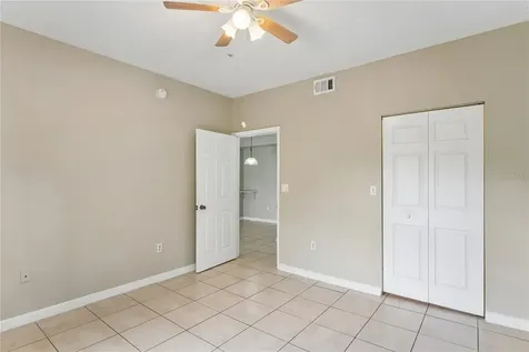 5618 Pinnacle Heights Circle Tampa FL 33624