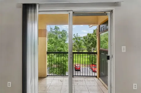 5618 Pinnacle Heights Circle Tampa FL 33624