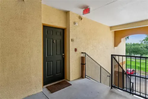 5618 Pinnacle Heights Circle Tampa FL 33624