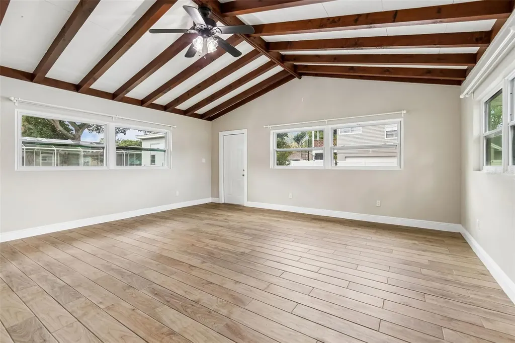 2120 W Clifton Street Tampa FL 33603
