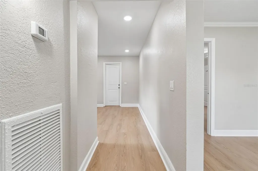 2120 W Clifton Street Tampa FL 33603