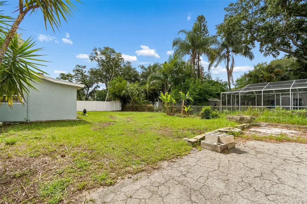2120 W Clifton Street Tampa FL 33603