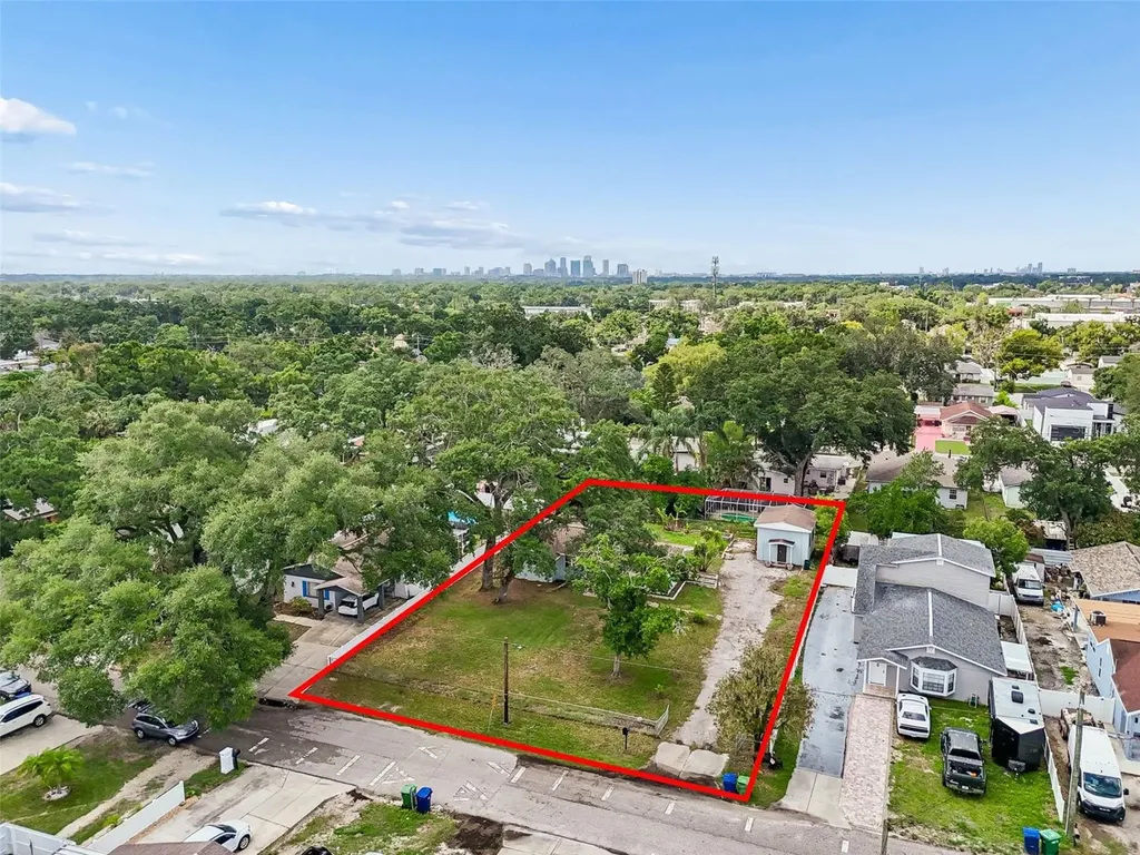 2120 W Clifton Street Tampa FL 33603