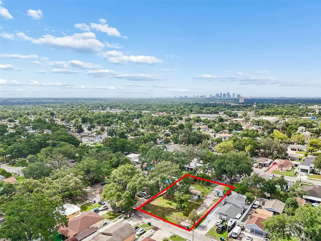 2120 W Clifton Street Tampa FL 33603