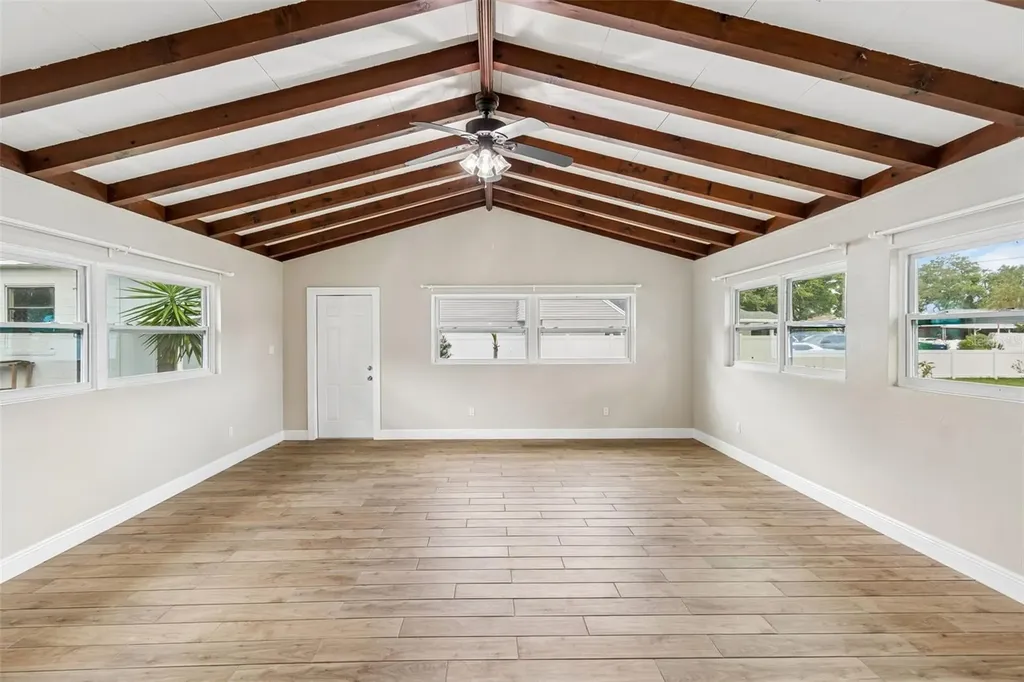 2120 W Clifton Street Tampa FL 33603