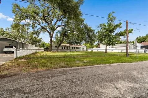 2120 W Clifton Street Tampa FL 33603