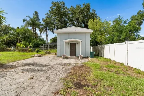2120 W Clifton Street Tampa FL 33603