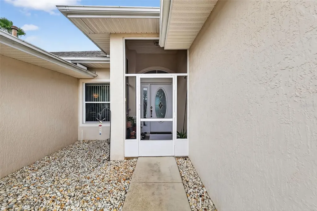 4528 Glen Coe Street Leesburg FL 34748