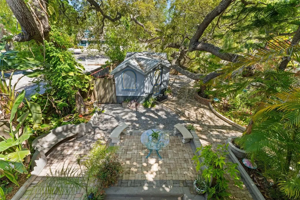 515 Crystal Beach Avenue Crystal Beach FL 34681