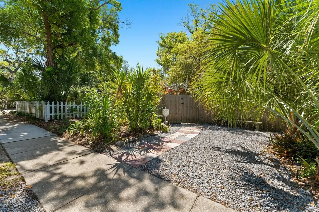 515 Crystal Beach Avenue Crystal Beach FL 34681