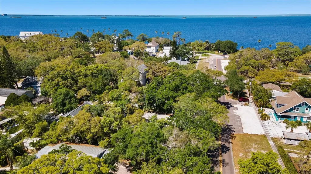 515 Crystal Beach Avenue Crystal Beach FL 34681