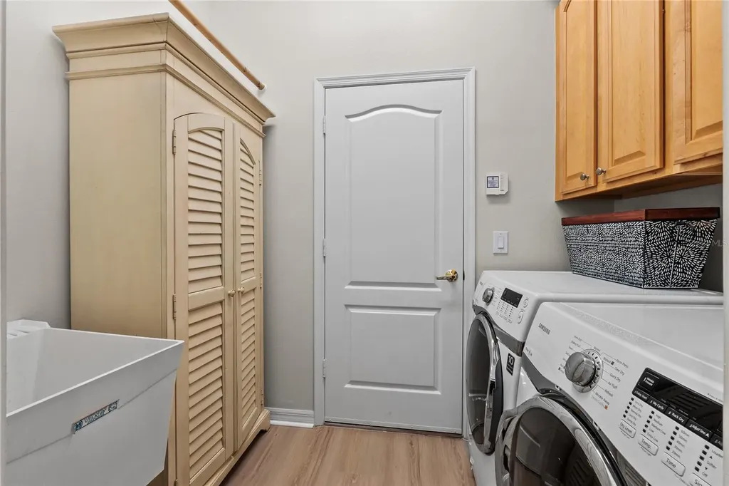 11721 Gothic Lane Tampa FL 33626