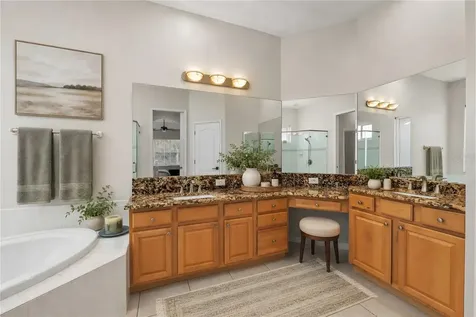 11721 Gothic Lane Tampa FL 33626