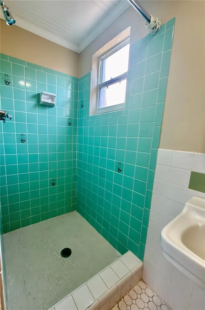8201 120th Street Seminole FL 33772