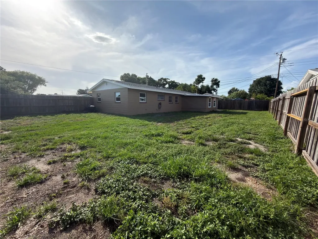 8201 120th Street Seminole FL 33772