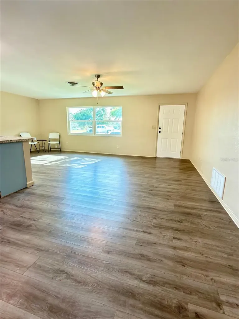8201 120th Street Seminole FL 33772