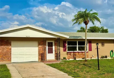 8201 120TH Street Seminole FL 33772