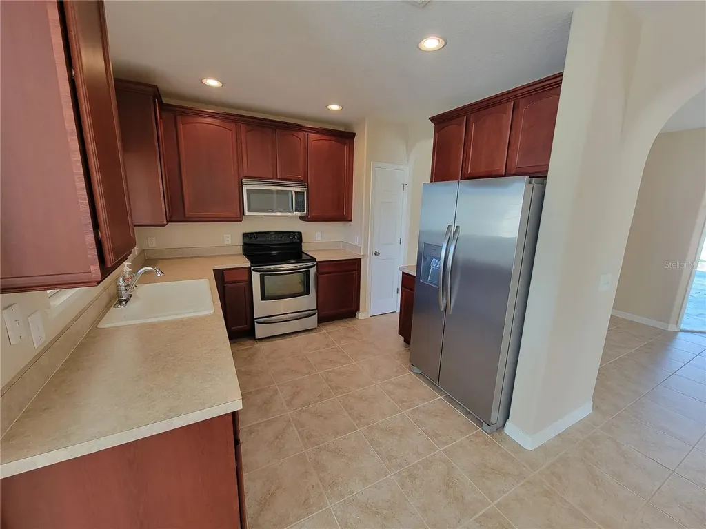 2223 Seven Oaks Drive St Cloud FL 34772