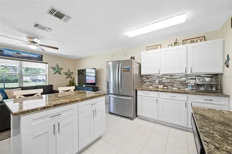 7313 37th Avenue N St Petersburg FL 33710