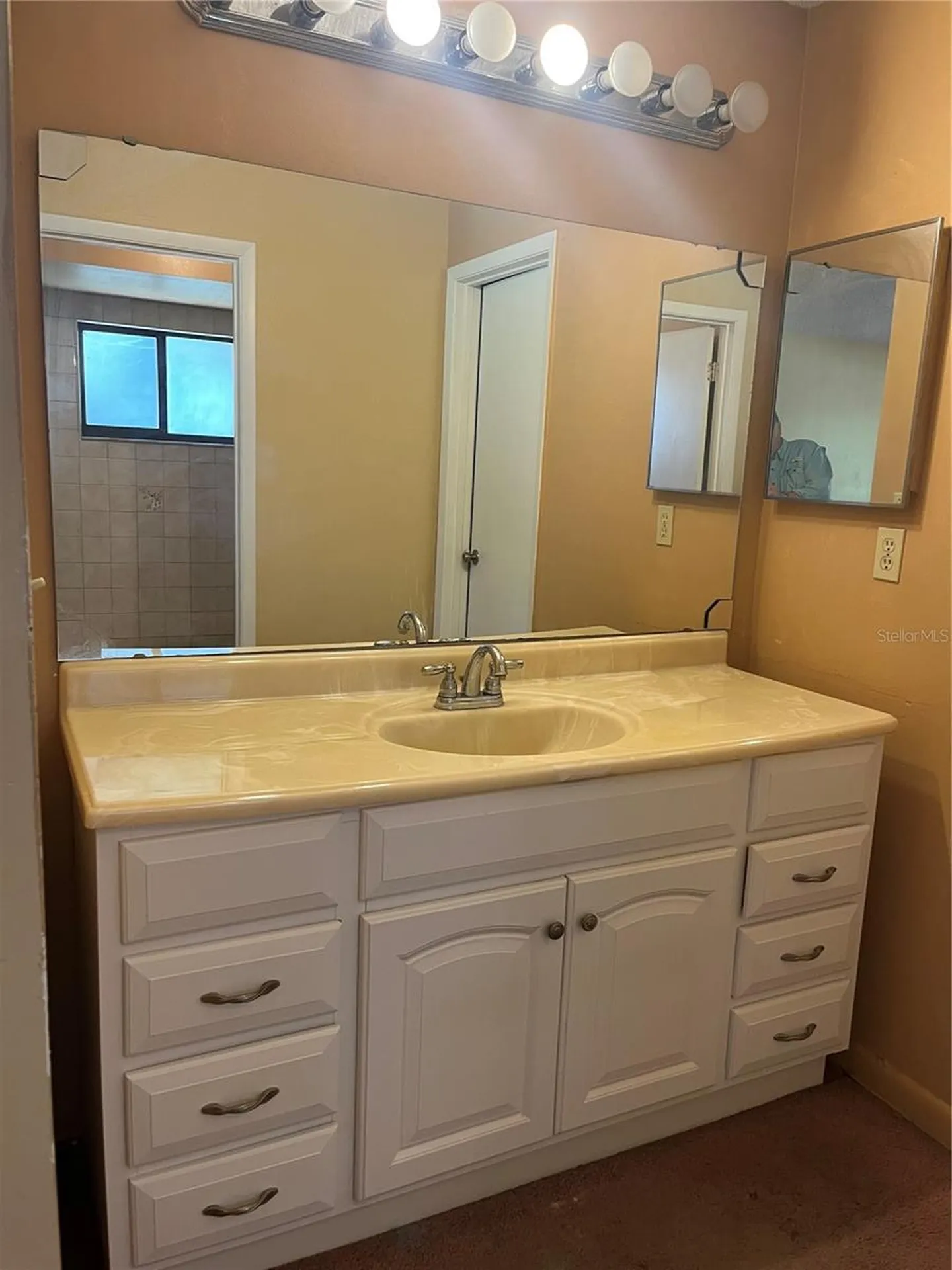 2386 Ruth Lane Kissimmee FL 34744