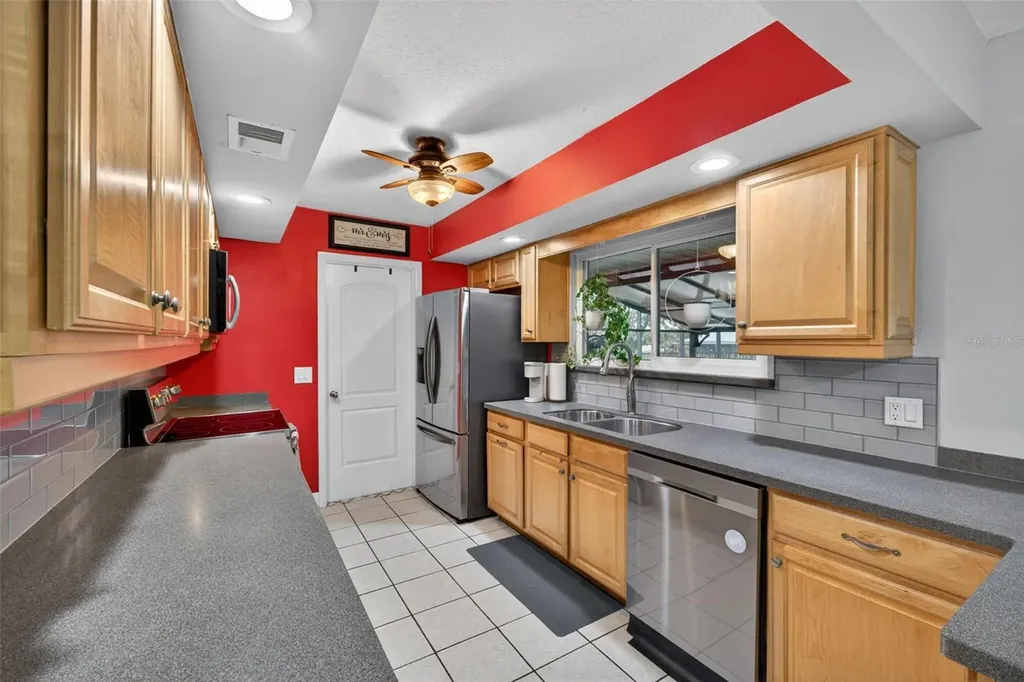 1876 Stella Court S Lakeland FL 33813