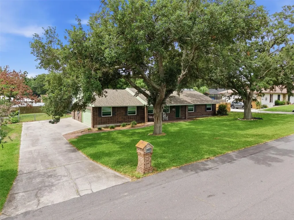 1876 Stella Court S Lakeland FL 33813