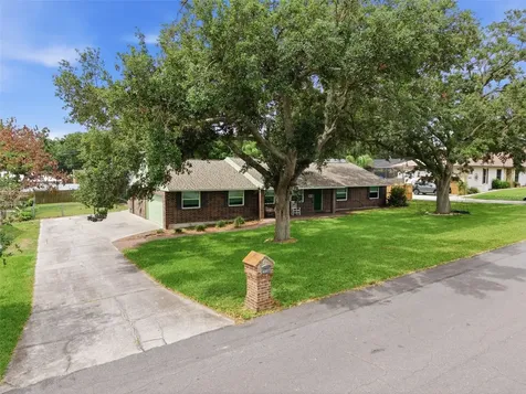1876 Stella Court S Lakeland FL 33813