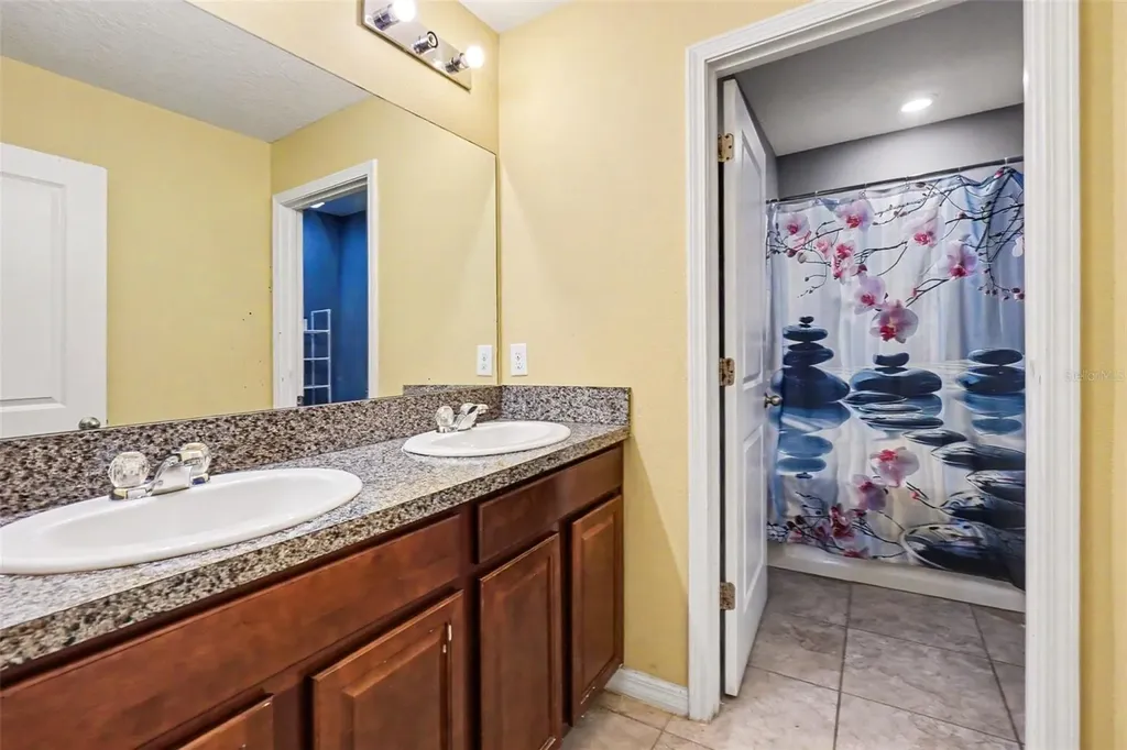 6711 Blue Moon Way Sun City Center FL 33573