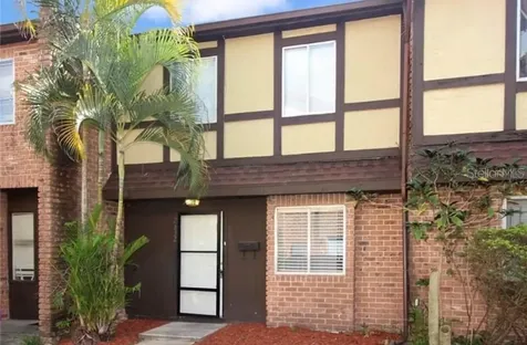 2332 Huntington Green Court Orlando FL 32839