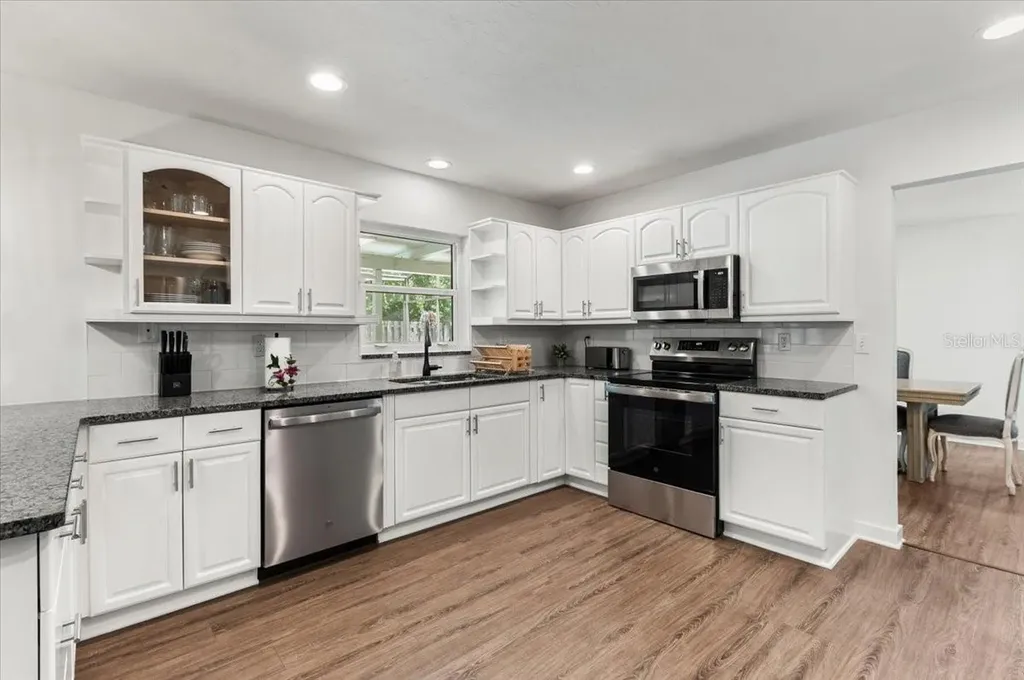 4204 Pine Meadow Terrace Sarasota FL 34233